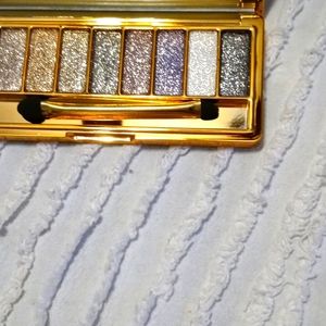 Glitter eyeshadow